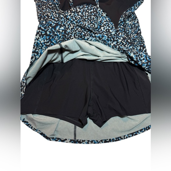 Athleta Infinity Dress with built in Shorts M - Picture 5 of 11